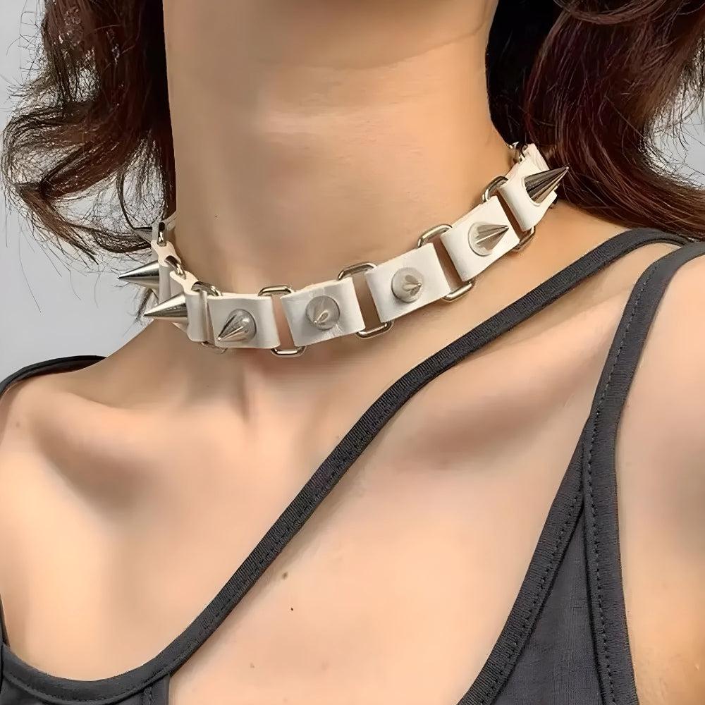 Gothic Barbed Wire Choker Necklace - Perfect for Y2K and 90s Grunge Outfits