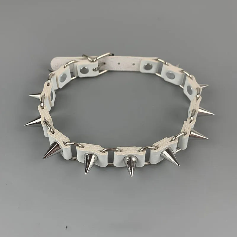 Gothic Barbed Wire Choker Necklace - Perfect for Y2K and 90s Grunge Outfits