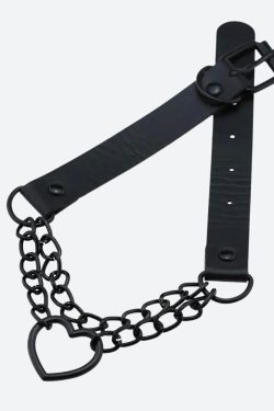 Grunge Heart Choker Necklace with Belted Detail - Perfect for Y2K and 90s Fashion