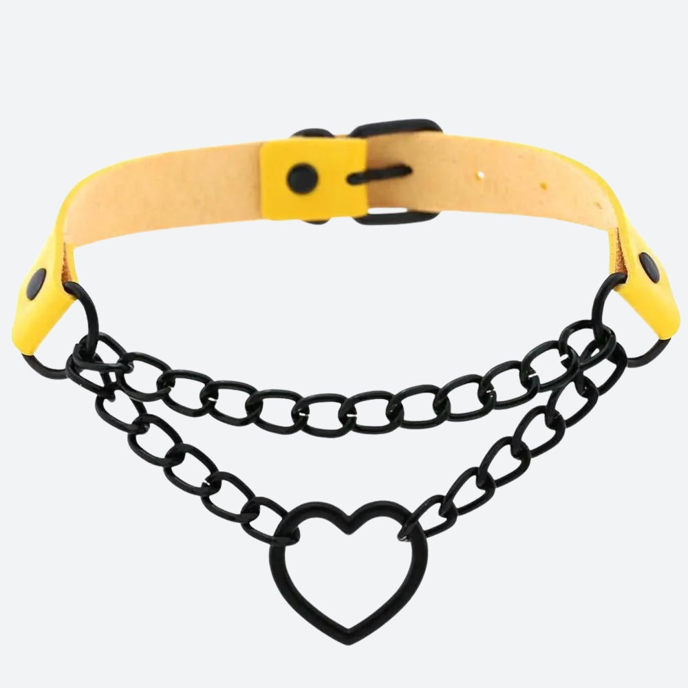 Grunge Heart Choker Necklace with Belted Detail - Perfect for Y2K and 90s Fashion Grunge Heart Choker Necklace with Belted Detail - Perfect for Y2K and 90s Fashion