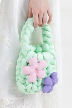 Soft Girl Y2K Fashion Super Bulky Yarn Handbag - Retro Style & 90s Grunge Vibes