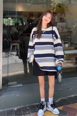 Vintage Casual Striped Sweatshirt - Retro Y2K Fashion, 90s Grunge Style, Perfect Y2K Outfit