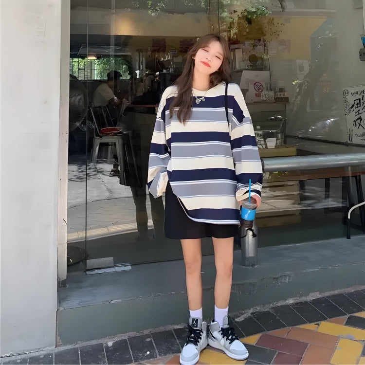 Vintage Casual Striped Sweatshirt - Retro Y2K Fashion, 90s Grunge Style, Perfect Y2K Outfit Vintage Casual Striped Sweatshirt - Retro Y2K Fashion, 90s Grunge Style, Perfect Y2K Outfit