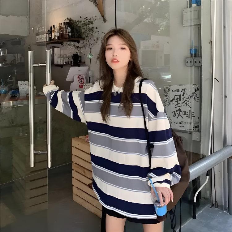 Vintage Casual Striped Sweatshirt - Retro Y2K Fashion, 90s Grunge Style, Perfect Y2K Outfit Vintage Casual Striped Sweatshirt - Retro Y2K Fashion, 90s Grunge Style, Perfect Y2K Outfit