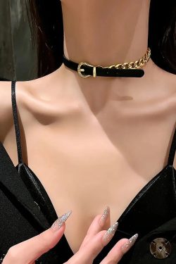 Y2K Grunge Half Belted Chain Necklace - Retro 90s Fashion Statement Accessory