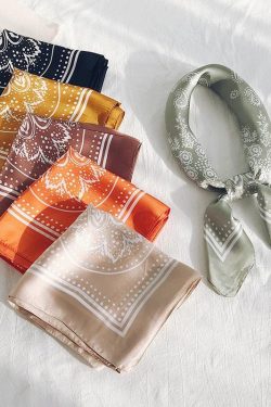 Y2K Retro Cowgirl Satin Paisley Bandana - Perfect for 90s and Grunge Outfits