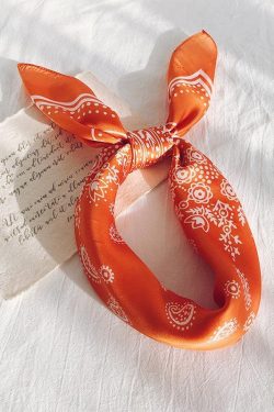 Y2K Retro Cowgirl Satin Paisley Bandana - Perfect for 90s and Grunge Outfits