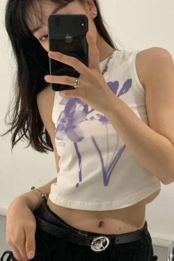 Y2K Retro Purple Flowers Tank Top - Perfect for 90s and Y2K Summer Outfits