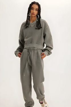 Y2K V-Neck Drop Shoulder Cropped Sweatshirt - Retro 90s Grunge Style