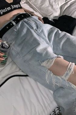 Aliyah Loose Ripped Jeans - Y2K Grunge, 90S Fashion, Retro Style, Summer Y2K Outfits