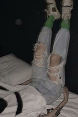 Aliyah Loose Ripped Jeans - Y2K Grunge, 90S Fashion, Retro Style, Summer Y2K Outfits