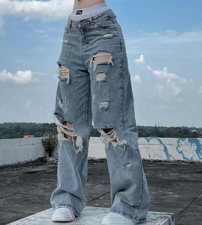 Arabella Ripped Jeans - Y2K Summer Grunge, 90S Fashion, Retro Style, Y2K Club & Party Outfits