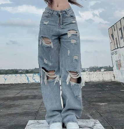 Arabella Ripped Jeans - Y2K Summer Grunge, 90S Fashion, Retro Style, Y2K Club & Party Outfits