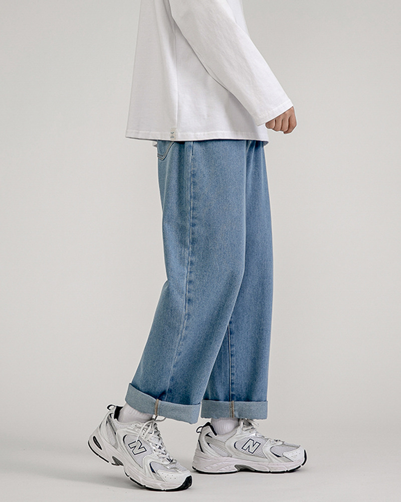 Blue Baggy Jeans - Y2K Summer & 90S Grunge Fashion, Retro Y2K Outfits, Y2K Club & Party Blue Baggy Jeans - Y2K Summer & 90S Grunge Fashion, Retro Y2K Outfits, Y2K Club & Party