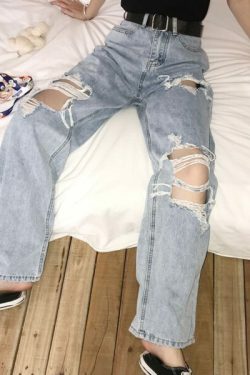 Caroline Grunge Distressed Jeans - Y2K Summer, 90S Fashion, Retro Style, Y2K Club & Party Outfits