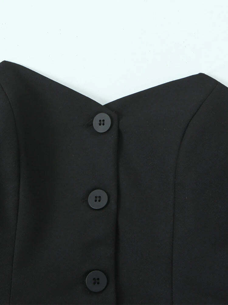 Dora Top: Y2K Summer Grunge Baby Tee - 90S Retro Fashion, Pastel Goth, Y2K Club & Party Out