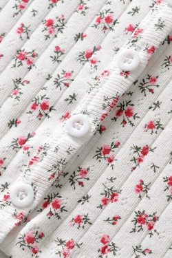 Elizabeth T-Shirt: Y2K Summer Grunge, 90S Retro, Baby Tees, Y2K Club &