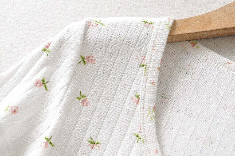 Elizabeth T-Shirt: Y2K Summer Grunge, 90S Retro, Baby Tees, Y2K Club & Elizabeth T-Shirt: Y2K Summer Grunge, 90S Retro, Baby Tees, Y2K Club &