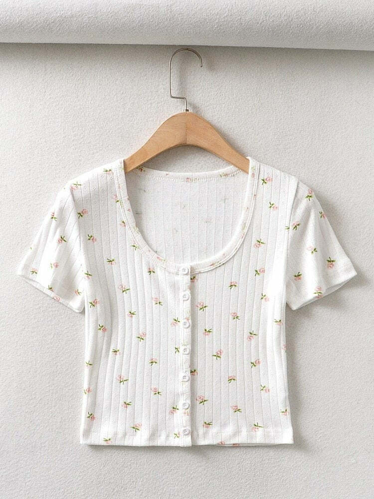 Elizabeth T-Shirt: Y2K Summer Grunge, 90S Retro, Baby Tees, Y2K Club & Elizabeth T-Shirt: Y2K Summer Grunge, 90S Retro, Baby Tees, Y2K Club &