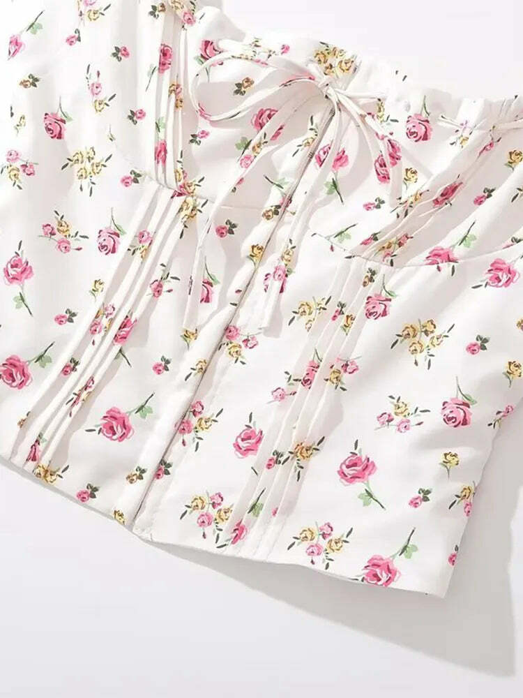 Emilia Top - Y2K Summer Grunge, 90S Retro, Pastel Goth, Y2K Club & Party Outfits