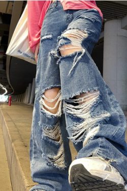 Emma Ripped Grunge Jeans - Y2K Summer, 90S Fashion, Retro Style, Y2K Club & Party Outfits