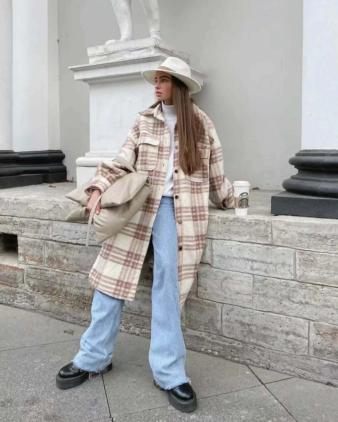 Janae Jeans: Y2K Summer & 90S Grunge Outfits - Retro, Goth, Hip Hop, Popstar Styles Janae Jeans: Y2K Summer & 90S Grunge Outfits - Retro, Goth, Hip Hop, Popstar Styles