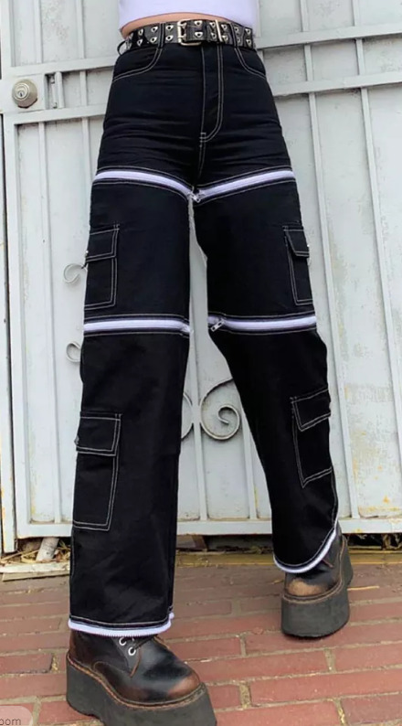 Layla Baggy Jeans - Y2K Summer & 90S Grunge Fashion, Retro Hip Hop, Y2K Club & Party Outfits Layla Baggy Jeans - Y2K Summer & 90S Grunge Fashion, Retro Hip Hop, Y2K Club & Party Outfits