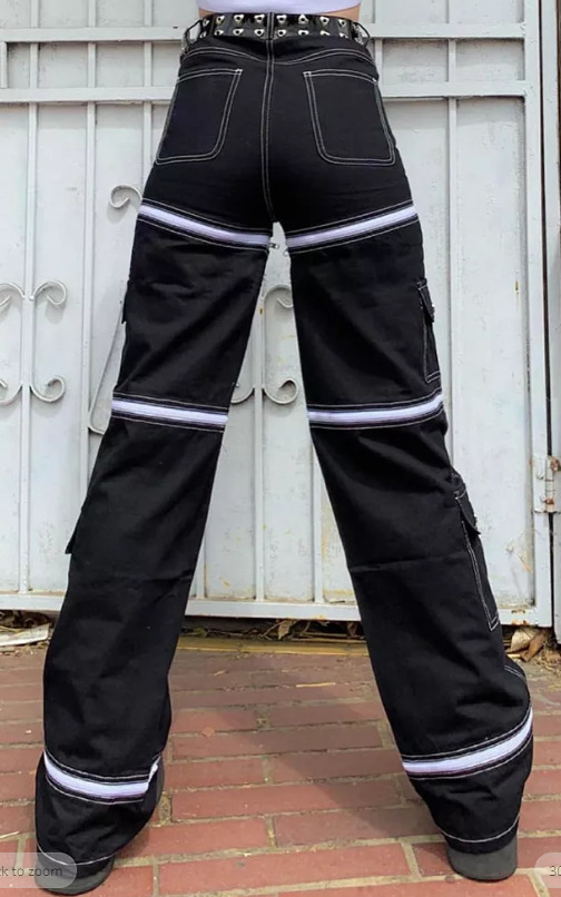 Layla Baggy Jeans - Y2K Summer & 90S Grunge Fashion, Retro Hip Hop, Y2K Club & Party Outfits Layla Baggy Jeans - Y2K Summer & 90S Grunge Fashion, Retro Hip Hop, Y2K Club & Party Outfits