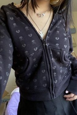 Maeve Skull And Heart Hoodie - Y2K Grunge, 90S Fashion, Retro Style, Gothic Y2K, Summer Outfits
