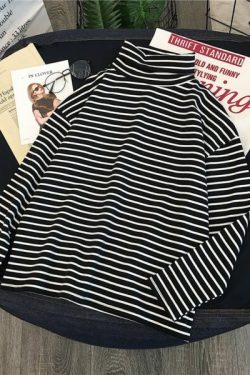 Rory Grunge Turtleneck Shirt - Y2K Summer Outfit, 90S Fashion, Retro Style, Gothic Y2K Top