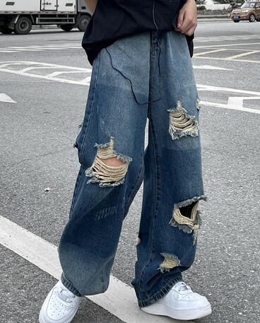 Sara Grunge Distressed Ripped Jeans - Y2K Summer, 90S Fashion, Retro Goth, Y2K Club Outfits Sara Grunge Distressed Ripped Jeans - Y2K Summer, 90S Fashion, Retro Goth, Y2K Club Outfits