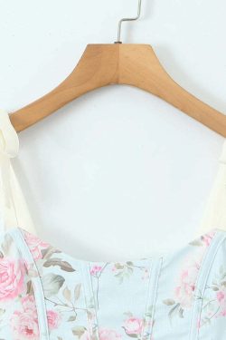 Sofi Crop Top - Y2K Summer Grunge, 90S Retro, Pastel Goth, Y2K Party & Club Outfits