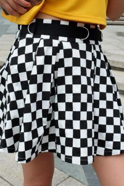 Y2K Black & White Check Skirt - 90S Grunge, Retro Summer Outfit, Y2K Party & Club Fashion
