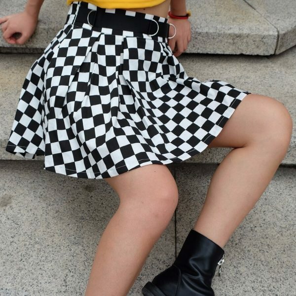 Y2K Black & White Check Skirt - 90S Grunge, Retro Summer Outfit, Y2K Party & Club Fashion Y2K Black & White Check Skirt - 90S Grunge, Retro Summer Outfit, Y2K Party & Club Fashion