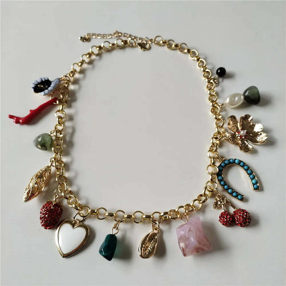 Y2K Boho Ethnic Statement Choker Necklace & Bracelet Set - Vintage 90S Grunge Golden Chain Y2K Boho Ethnic Statement Choker Necklace & Bracelet Set - Vintage 90S Grunge Golden Chain