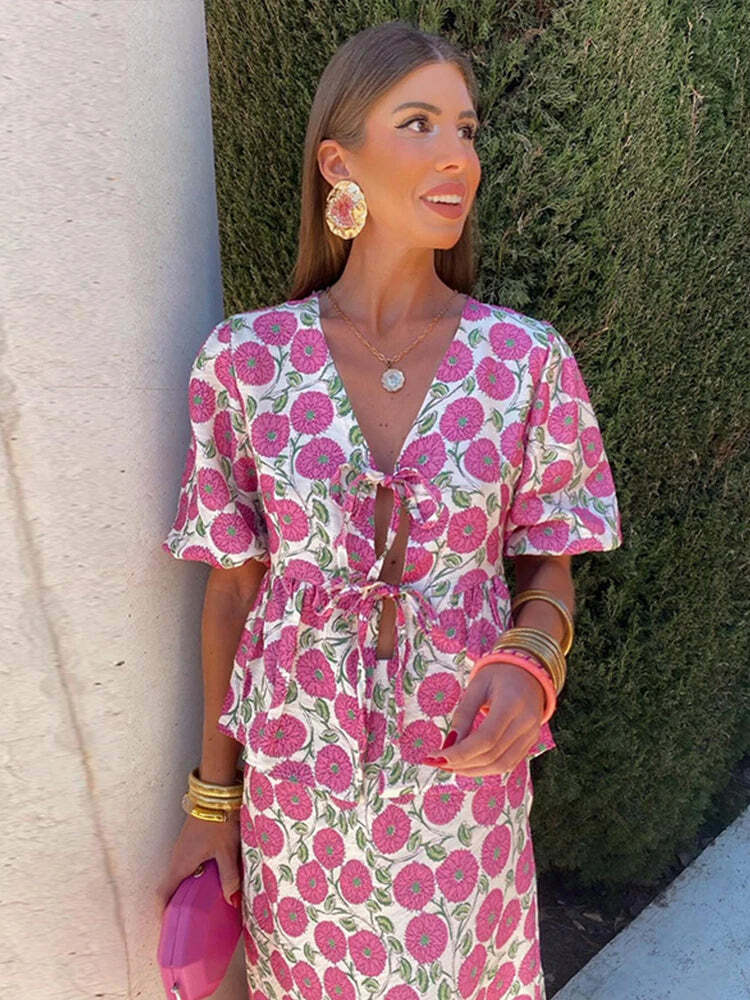 Y2K Floral Skirt & Lace-Up Top Set - Retro 90S Summer Outfit, Soft 2-Piece V-Neck Shortsleeve Y2K Floral Skirt & Lace-Up Top Set - Retro 90S Summer Outfit, Soft 2-Piece V-Neck Shortsleeve