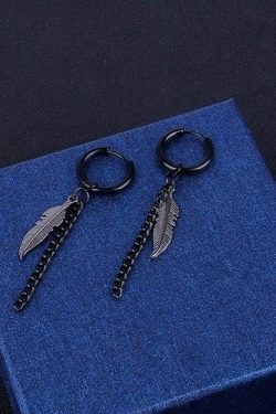 Y2K Grunge & 90S Fashion V Stud Earrings - Retro, Gothic, Popstar, Summer & Party Outfits