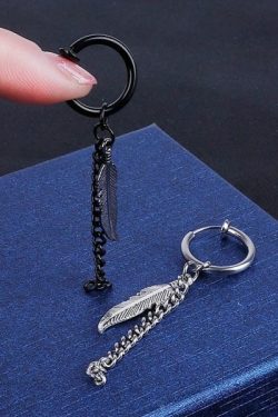 Y2K Grunge & 90S Fashion V Stud Earrings - Retro, Gothic, Popstar, Summer & Party Outfits