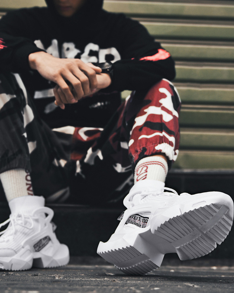 Y2K Grunge & 90S Retro Style Tech Sneakers - Perfect For Summer Outfits & Party Looks Y2K Grunge & 90S Retro Style Tech Sneakers - Perfect For Summer Outfits & Party Looks