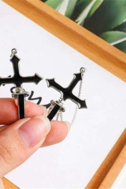 Y2K Grunge Black Cross Long Chain Earrings - Retro 90S Fashion, Gothic Y2K, Pastel Goth Style