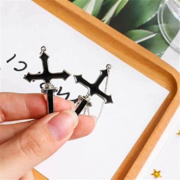 Y2K Grunge Black Cross Long Chain Earrings - Retro 90S Fashion, Gothic Y2K, Pastel Goth Style Y2K Grunge Black Cross Long Chain Earrings - Retro 90S Fashion, Gothic Y2K, Pastel Goth Style