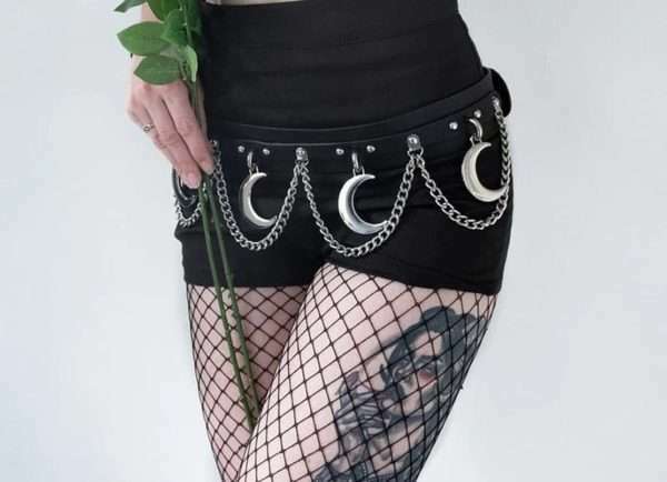 Y2K Grunge Moon Pendant Metal Chain Belt - 90S Fashion, Retro Style, Gothic Y2K Accessory Y2K Grunge Moon Pendant Metal Chain Belt - 90S Fashion, Retro Style, Gothic Y2K Accessory