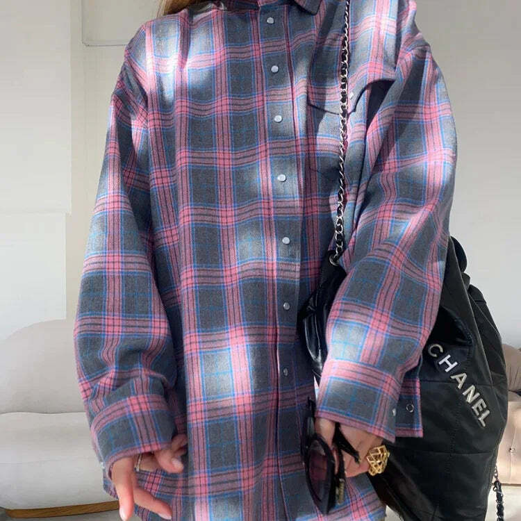 Y2K Grunge Oversized Plaid Shirt - Vintage 90S Long Sleeve Loose Lapel Pocket Blouse Korean Style Y2K Grunge Oversized Plaid Shirt - Vintage 90S Long Sleeve Loose Lapel Pocket Blouse Korean Style