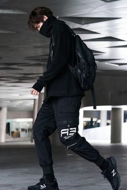 Y2K Grunge Summer Outfits: Retro 90S Fashion, Baby Tees, Skirts, And Goth Accessories