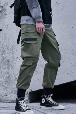 Y2K Grunge Summer Outfits: Retro 90S Fashion, Baby Tees, Skirts, And Goth Accessories