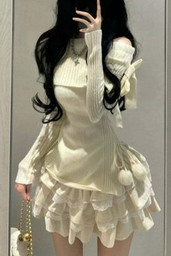 Y2K Kawaii Off-Shoulder Bow Top & Mini Skirt Set - Retro 90S Grunge Korean Fashion Outfit