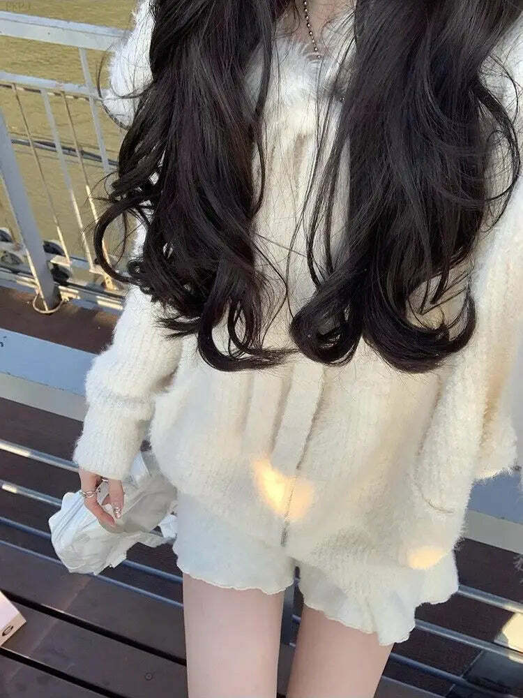 Y2K Summer Grunge Mini Skirt - Elastic Knitted A-Line, Retro 90S Party, Korean Designer Style Y2K Summer Grunge Mini Skirt - Elastic Knitted A-Line, Retro 90S Party, Korean Designer Style