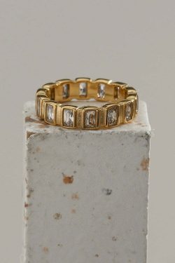 Y2K Summer Grunge Outfits: 90S Fashion, Retro Style, Baby Tees, Skirts, And Popstar Vibes