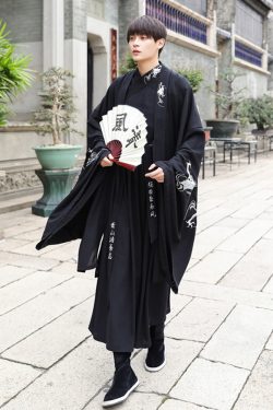 Y2K Summer Grunge Outfits: Retro 90S Fashion, Baby Tees, Skirts, Shorts, And Gothic Styles