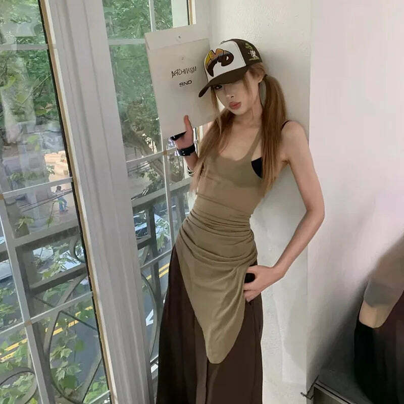 Y2K Summer Grunge Slim-Fit Camisole Vest - Retro 90S Street Fashion For Women Y2K Summer Grunge Slim-Fit Camisole Vest - Retro 90S Street Fashion For Women